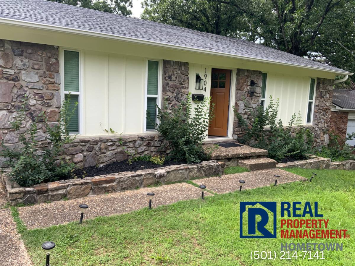 House for rent at 1904 Alberta Dr, Little Rock, AR 72227
