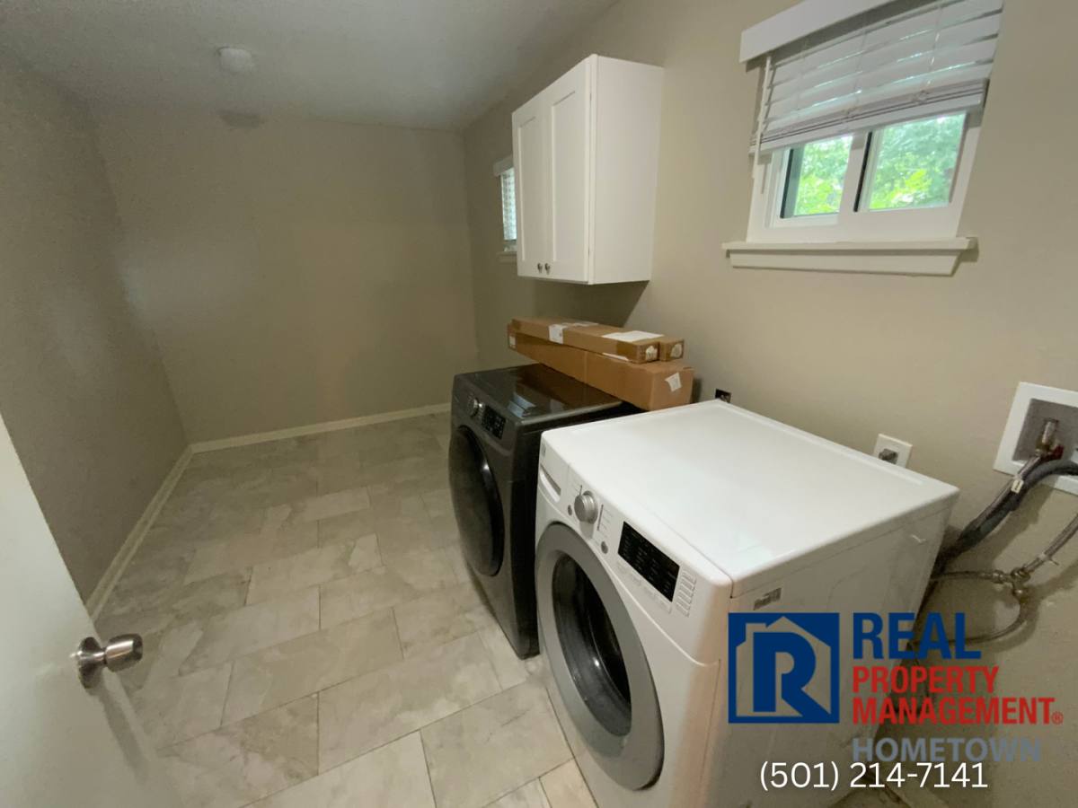 House for rent at 1904 Alberta Dr, Little Rock, AR 72227