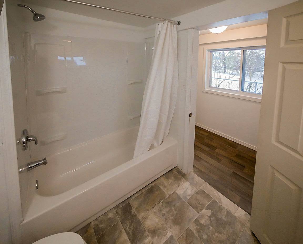 Apartment for rent at 840 5th Ave, Akron, OH 44306
