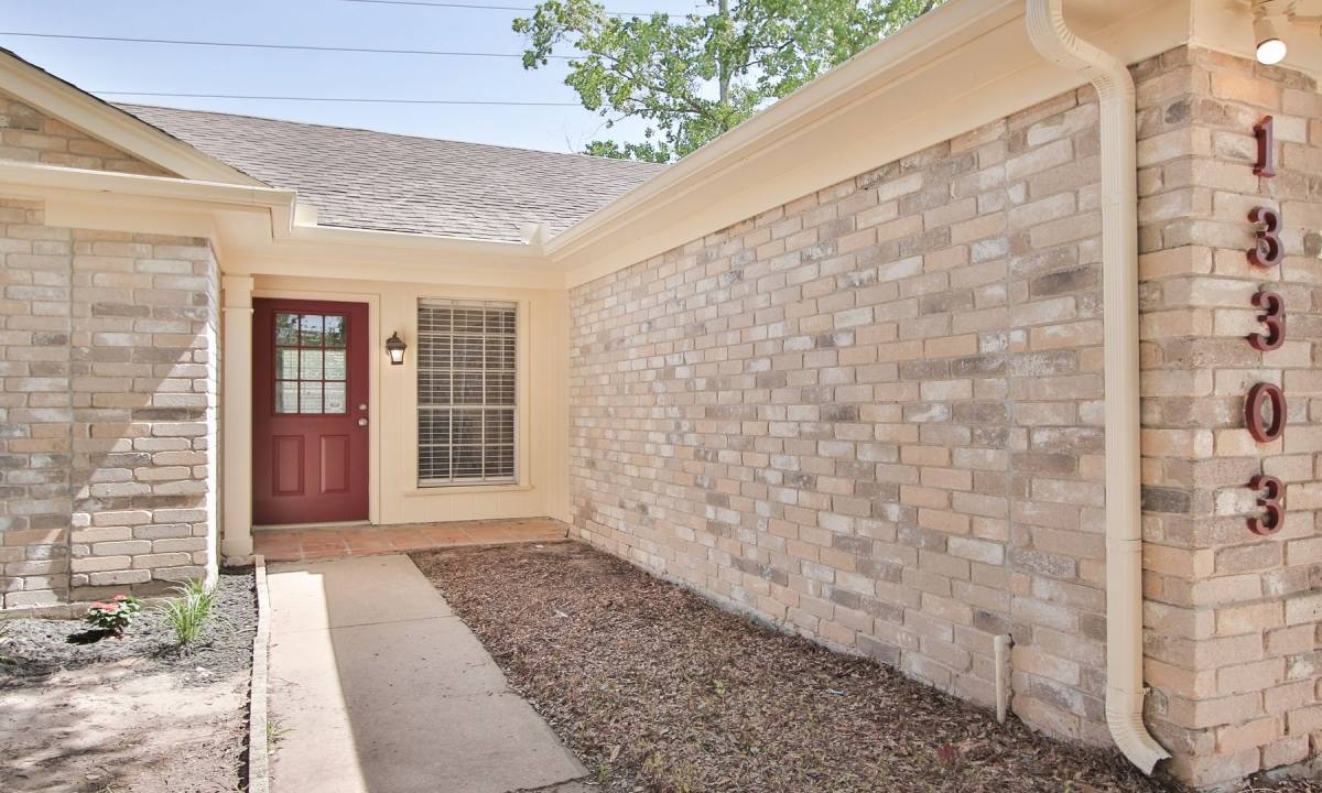 House for rent at 13303 Hampton Falls Dr, Houston, TX 77041