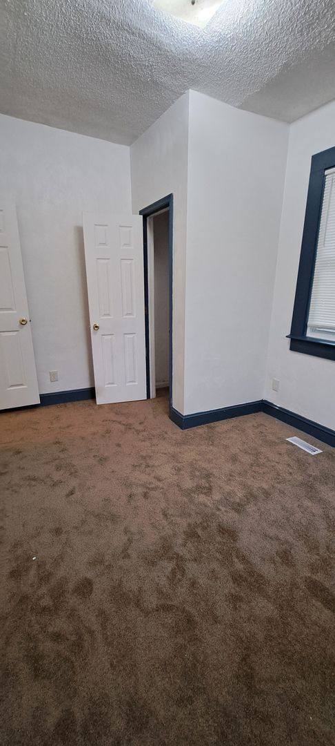 Apartment for rent at 1321 Chesapeake Ave, Chesapeake, VA 23324