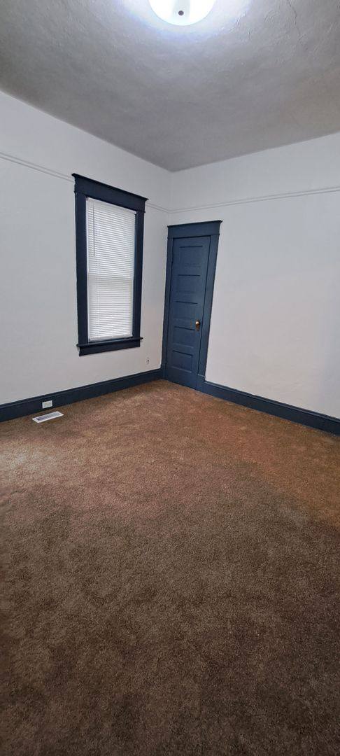 Apartment for rent at 1321 Chesapeake Ave, Chesapeake, VA 23324