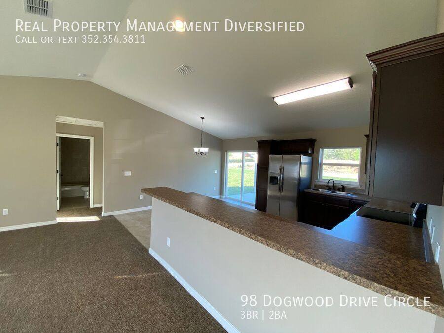 House for rent at 98 Dogwood Dr Circle, Ocala, FL 34472