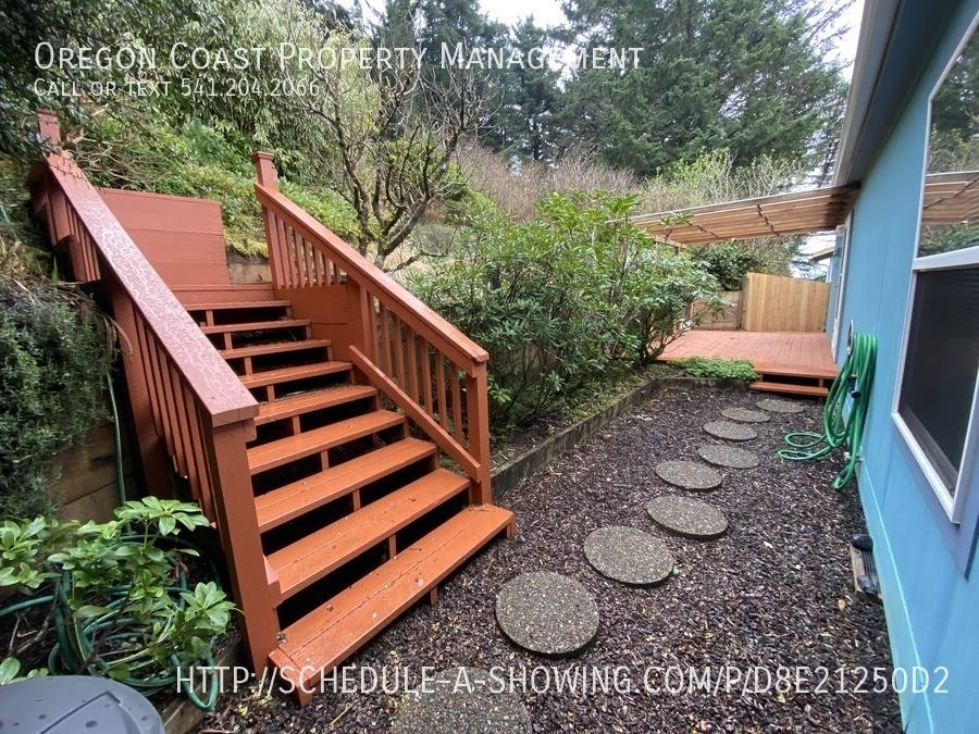 House for rent at 227 NW 55th St, Newport, OR 97365