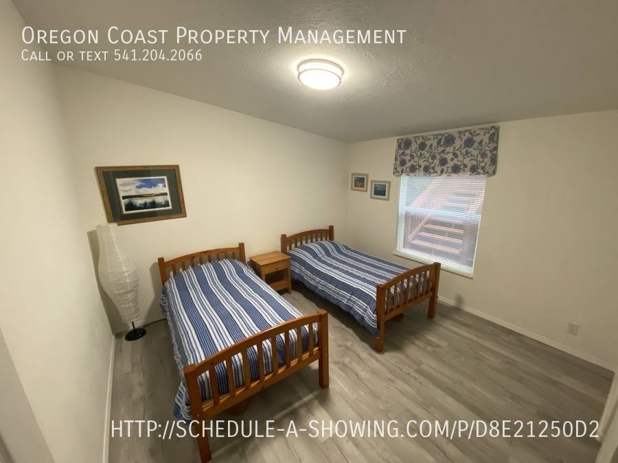 House for rent at 227 NW 55th St, Newport, OR 97365