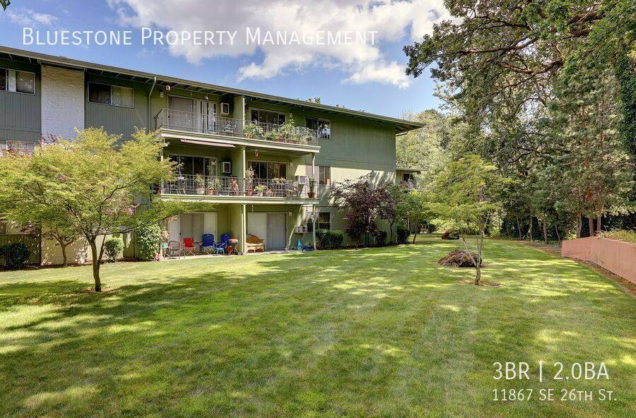 Apartment for rent at 11867 SE 26th St, Portland, OR 97222