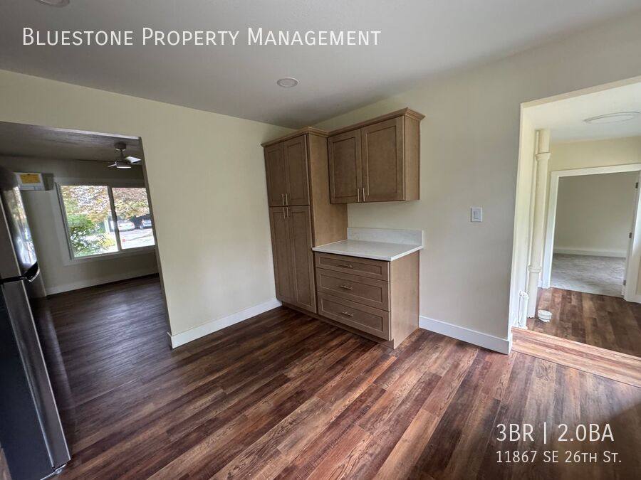 Apartment for rent at 11867 SE 26th St, Portland, OR 97222