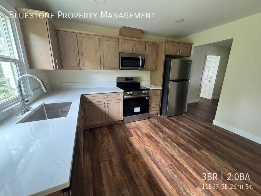 Apartment for rent at 11867 SE 26th St, Portland, OR 97222
