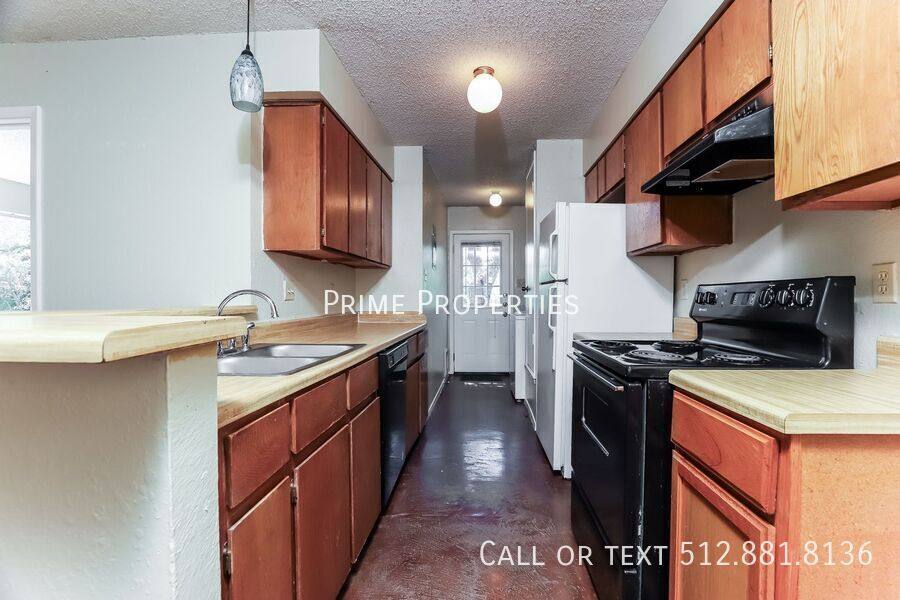 Apartment for rent at 9903 A Hundred Oaks Circle, Austin, TX 78750