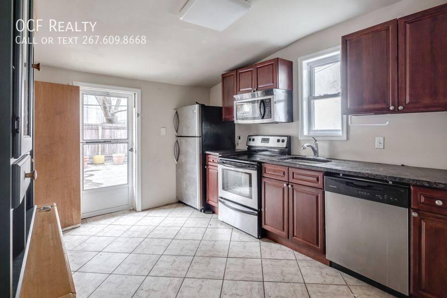 Condo for rent at 1923 Carpenter St, Philadelphia, PA 19146