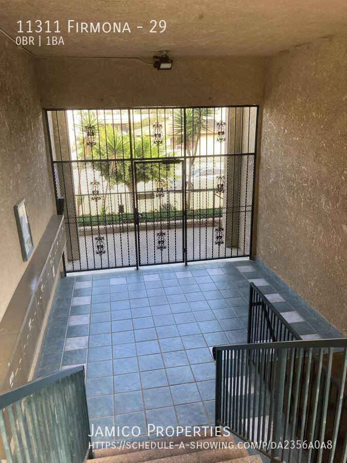 Apartment for rent at 11311 Firmona #29, Inglewood, CA 90304