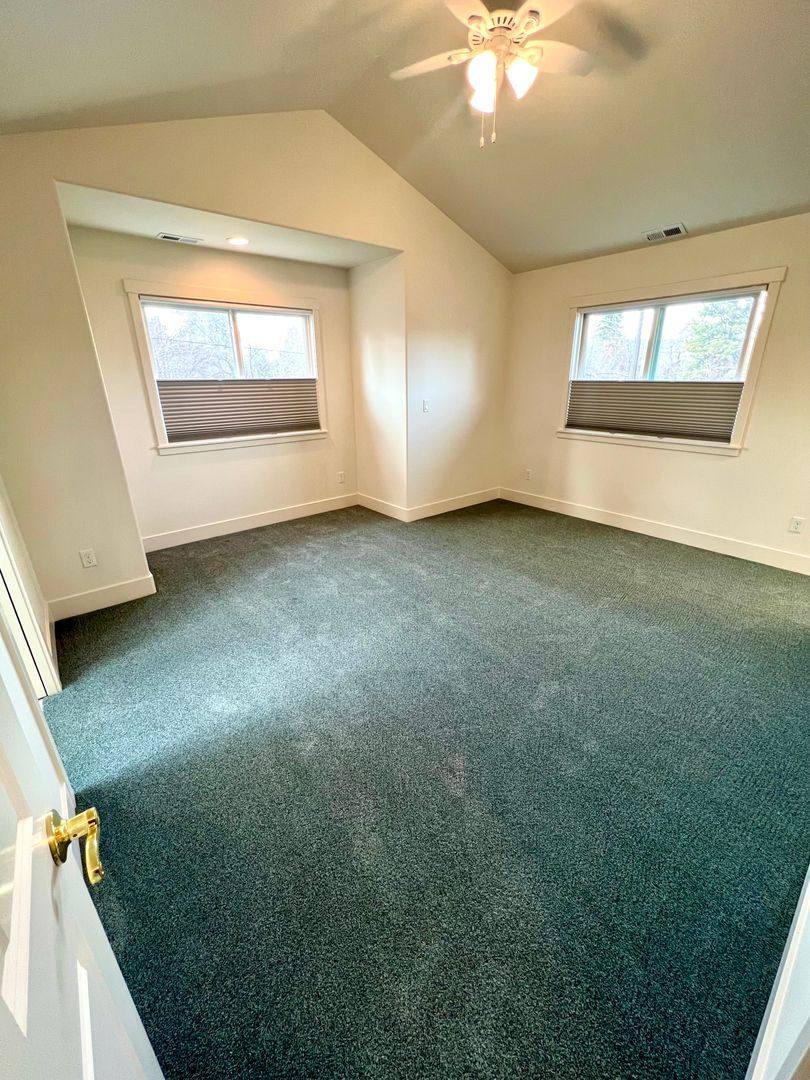 House for rent at 699 NW Florida Ave, Bend, OR 97703