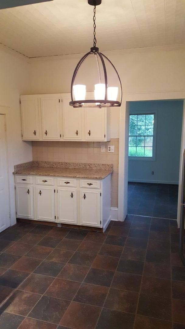 House for rent at 502 Highland Ave, Johnson City, TN 37604
