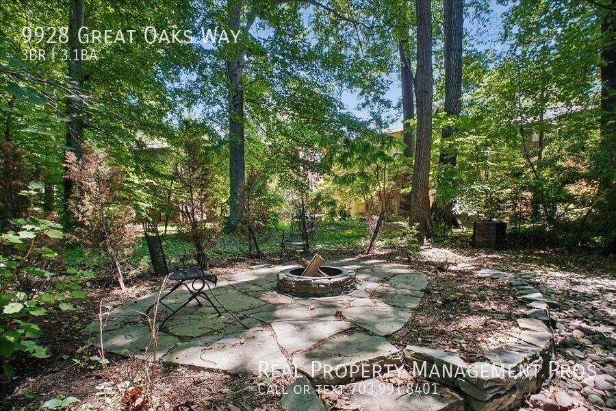 House for rent at 9928 Great Oaks Way, Fairfax, VA 22030