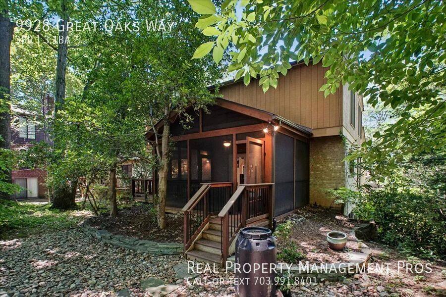 House for rent at 9928 Great Oaks Way, Fairfax, VA 22030