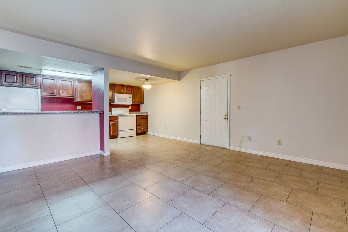 Condo for rent at 5273 Indian River Dr, Las Vegas, NV 89103