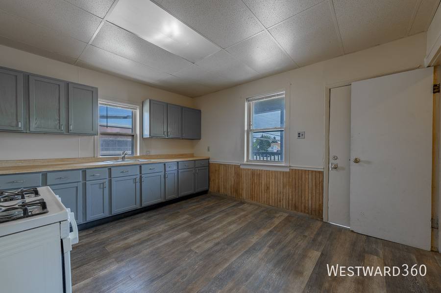 Apartment for rent at 4901 Magoun Ave #2R, East Chicago, IN 46312