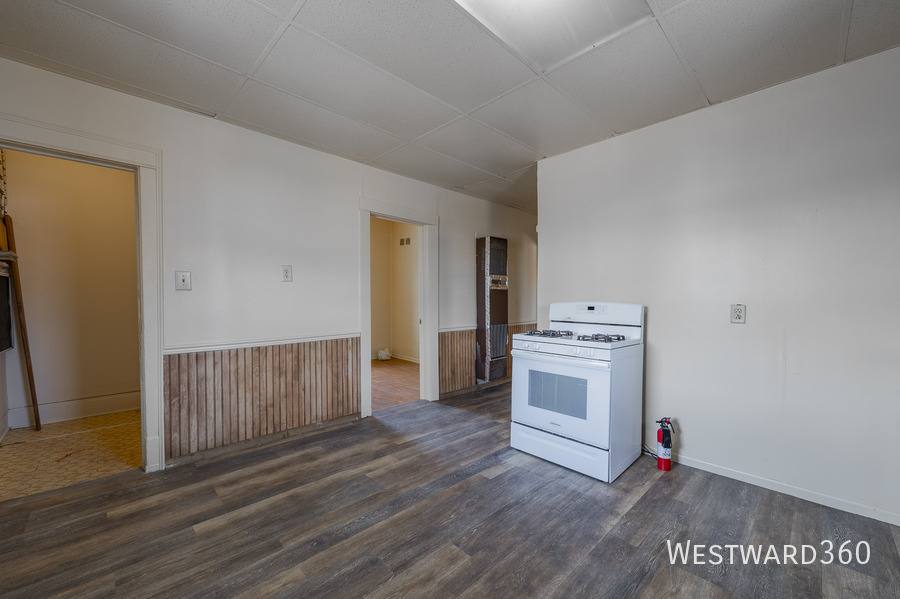 Apartment for rent at 4901 Magoun Ave #2R, East Chicago, IN 46312