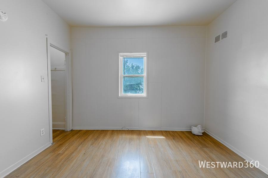 Apartment for rent at 4901 Magoun Ave #2R, East Chicago, IN 46312