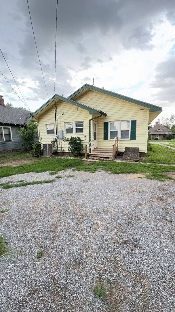 House for rent at 1326 W Elm, Enid, OK 73703
