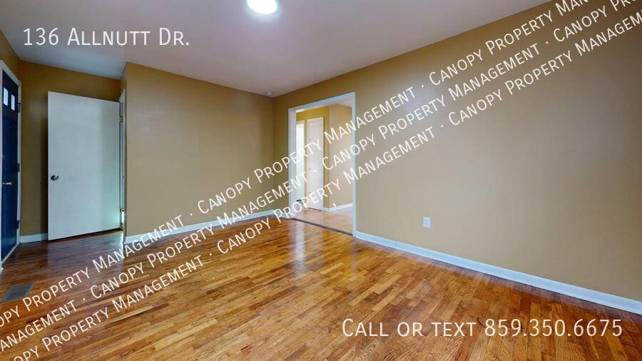 House for rent at 136 Allnutt Dr, Frankfort, KY 40601