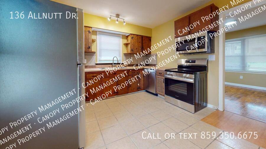 House for rent at 136 Allnutt Dr, Frankfort, KY 40601