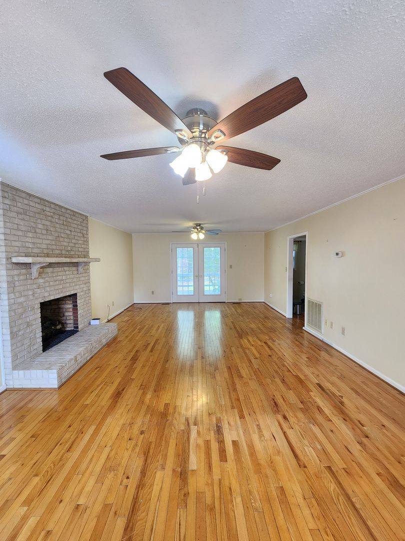 House for rent at 590 Deep Woods Dr, Marion, NC 28752