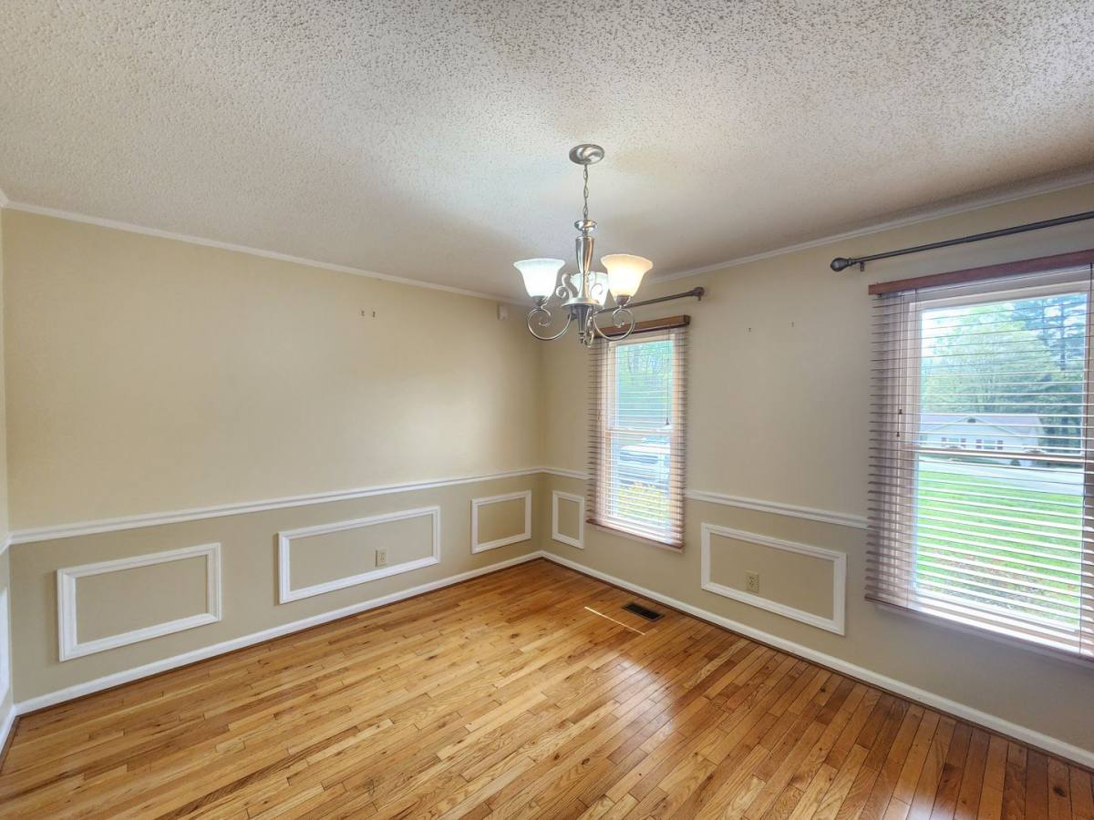 House for rent at 590 Deep Woods Dr, Marion, NC 28752