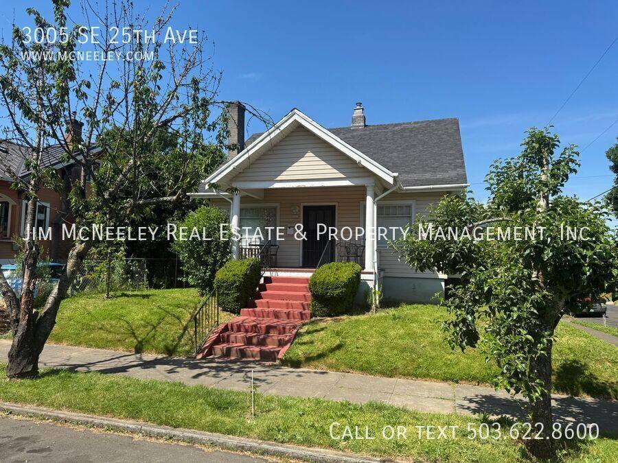 House for rent at 3005 SE 25th Ave, Portland, OR 97202