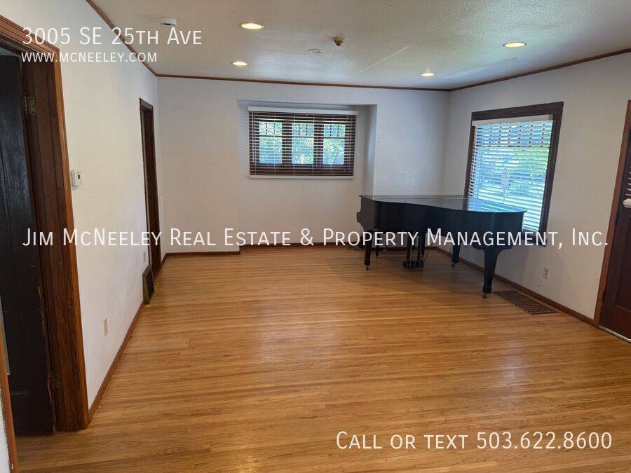 House for rent at 3005 SE 25th Ave, Portland, OR 97202