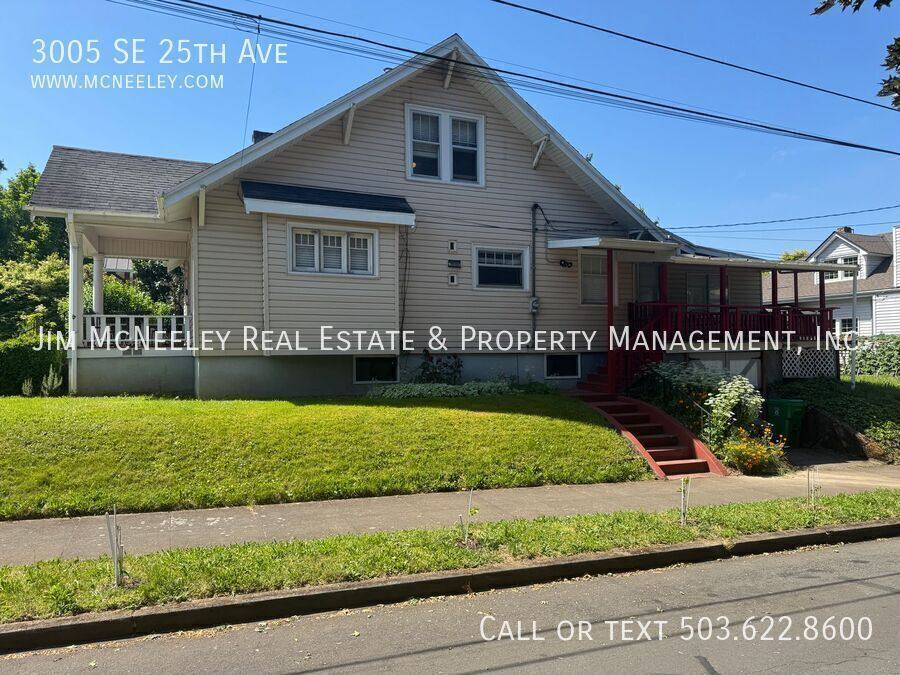 House for rent at 3005 SE 25th Ave, Portland, OR 97202