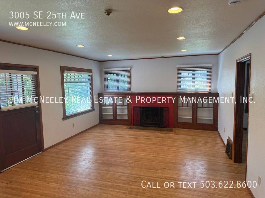 House for rent at 3005 SE 25th Ave, Portland, OR 97202