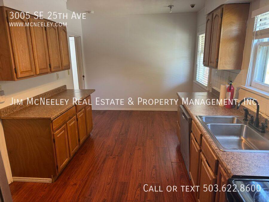House for rent at 3005 SE 25th Ave, Portland, OR 97202