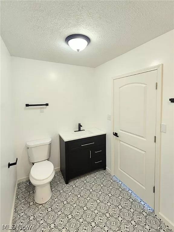 House for rent at 1310 N Leavitt Rd, Lorain, OH 44052