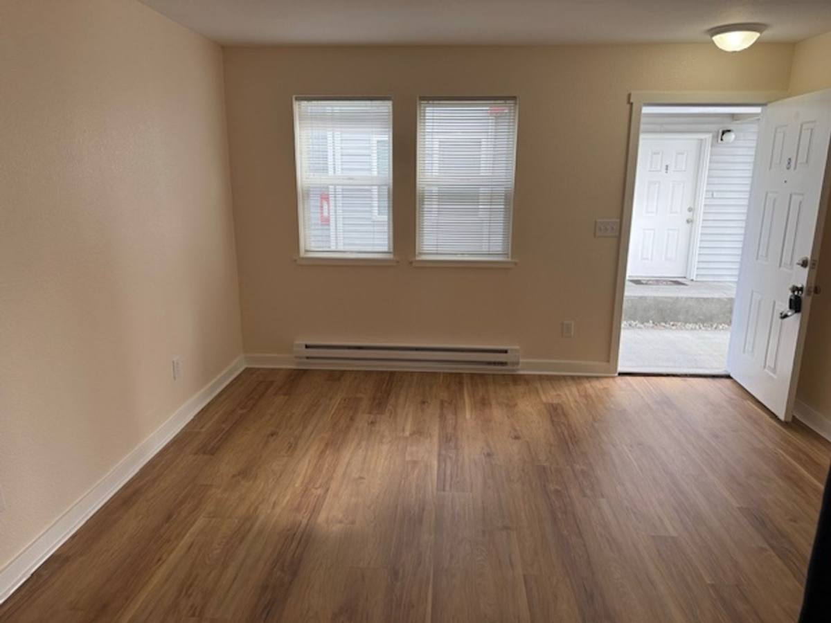 Apartment for rent at 3208 Hoyt Ave, Bothell, WA 98021