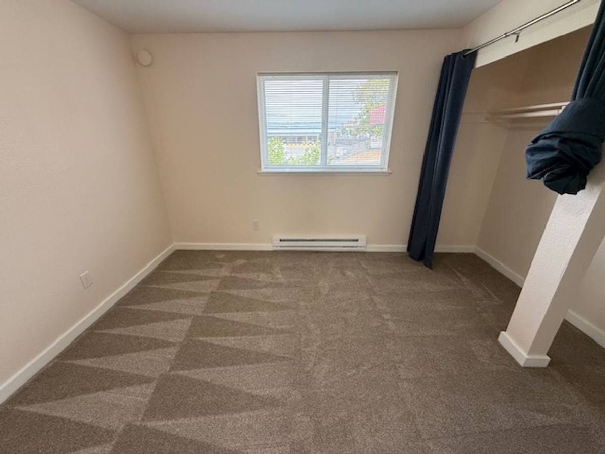 Apartment for rent at 3208 Hoyt Ave, Bothell, WA 98021