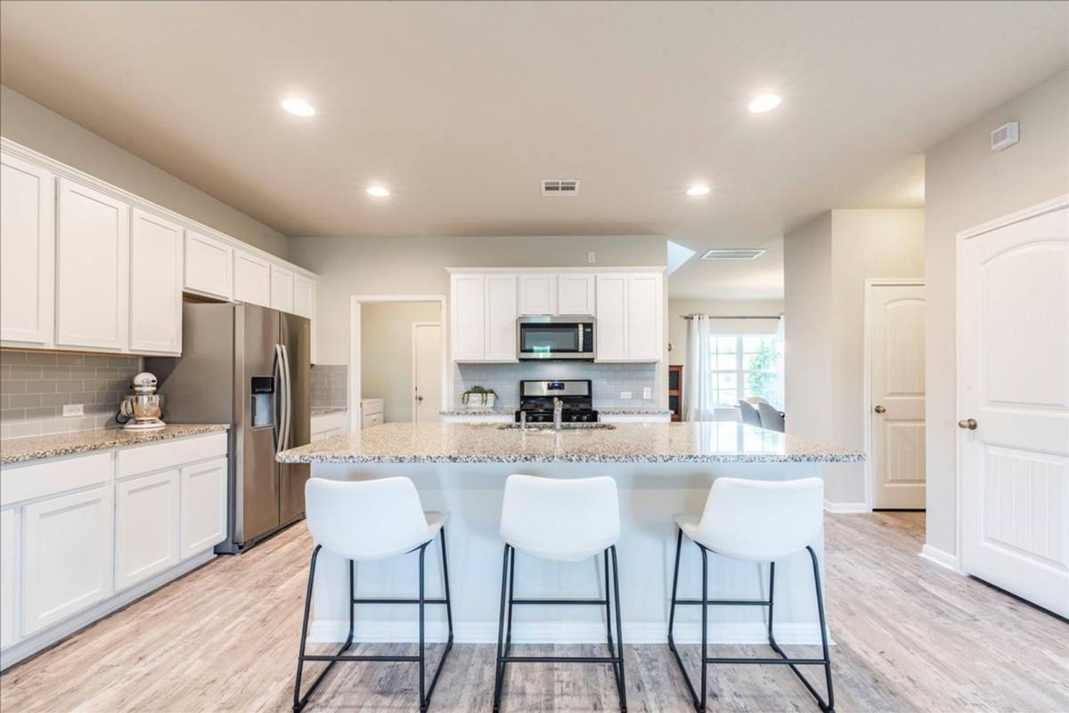 House for rent at 125 Groesbeck Lane, Leander, TX 78641