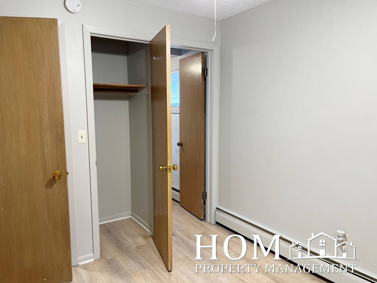 Apartment for rent at 107 E Liberty St, Mankato, MN 56001