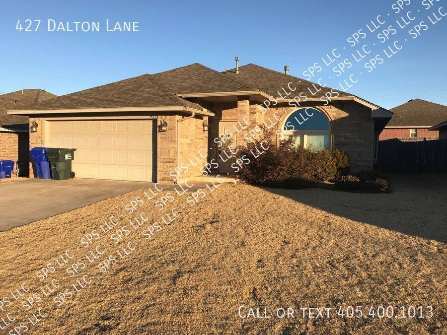 House for rent at 427 Dalton Lane, Norman, OK 73072