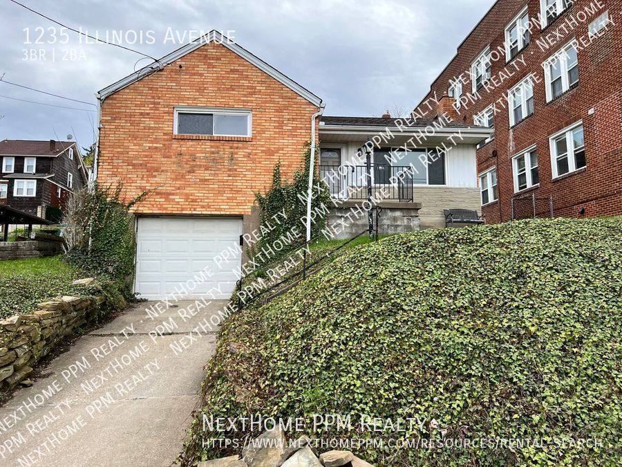 House for rent at 1235 Illinois Ave, Pittsburgh, PA 15216