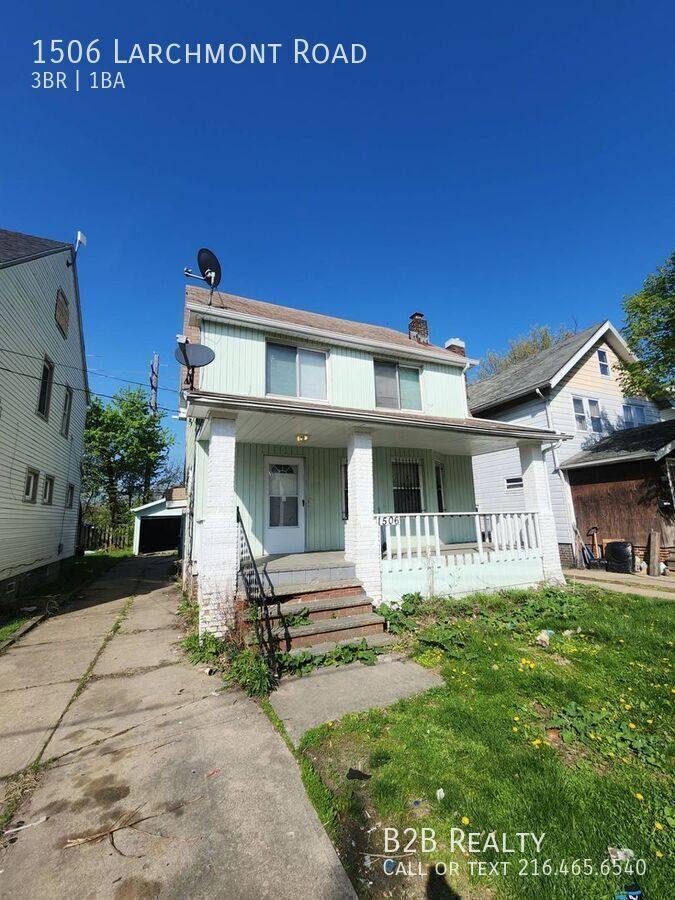 Apartment for rent at 1506 Larchmont Rd, Cleveland, OH 44110