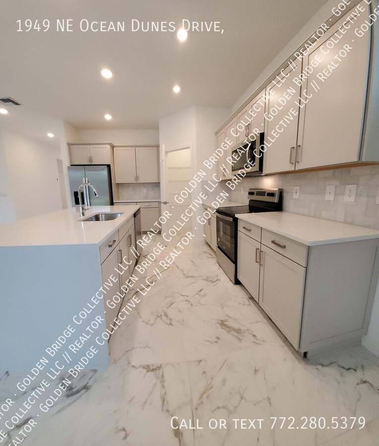 House for rent at 1949 NE Ocean Dunes Dr, Jensen Beach, FL 34957