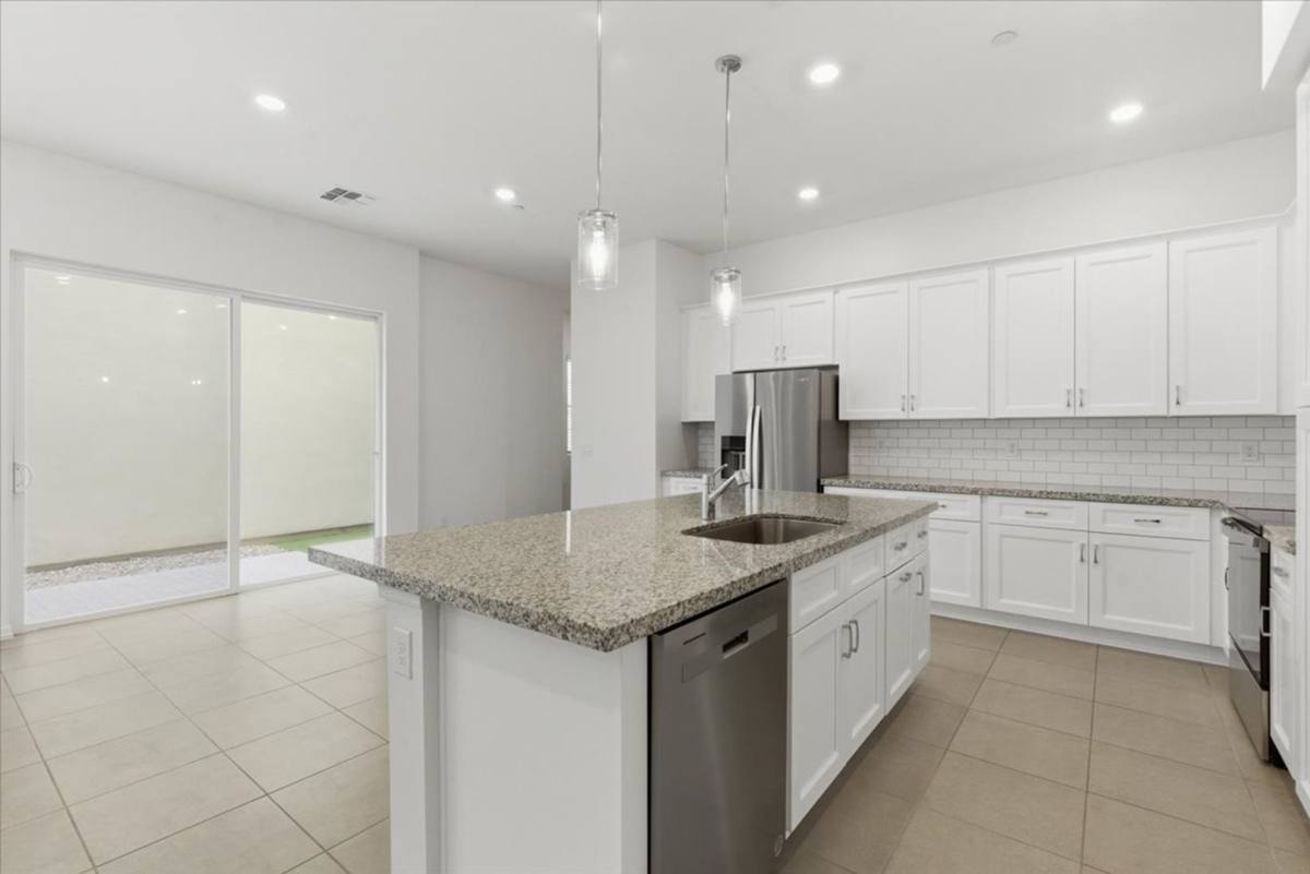 House for rent at 265 E Balsam Dr, Chandler, AZ 85286