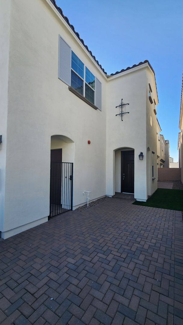 House for rent at 265 E Balsam Dr, Chandler, AZ 85286