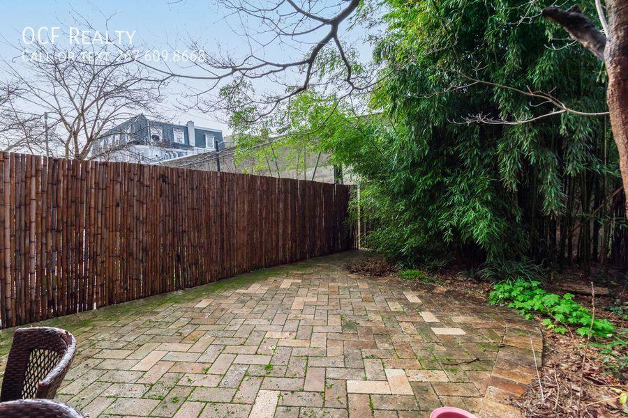 Townhouse for rent at 206 S 43rd St, Philadelphia, PA 19104