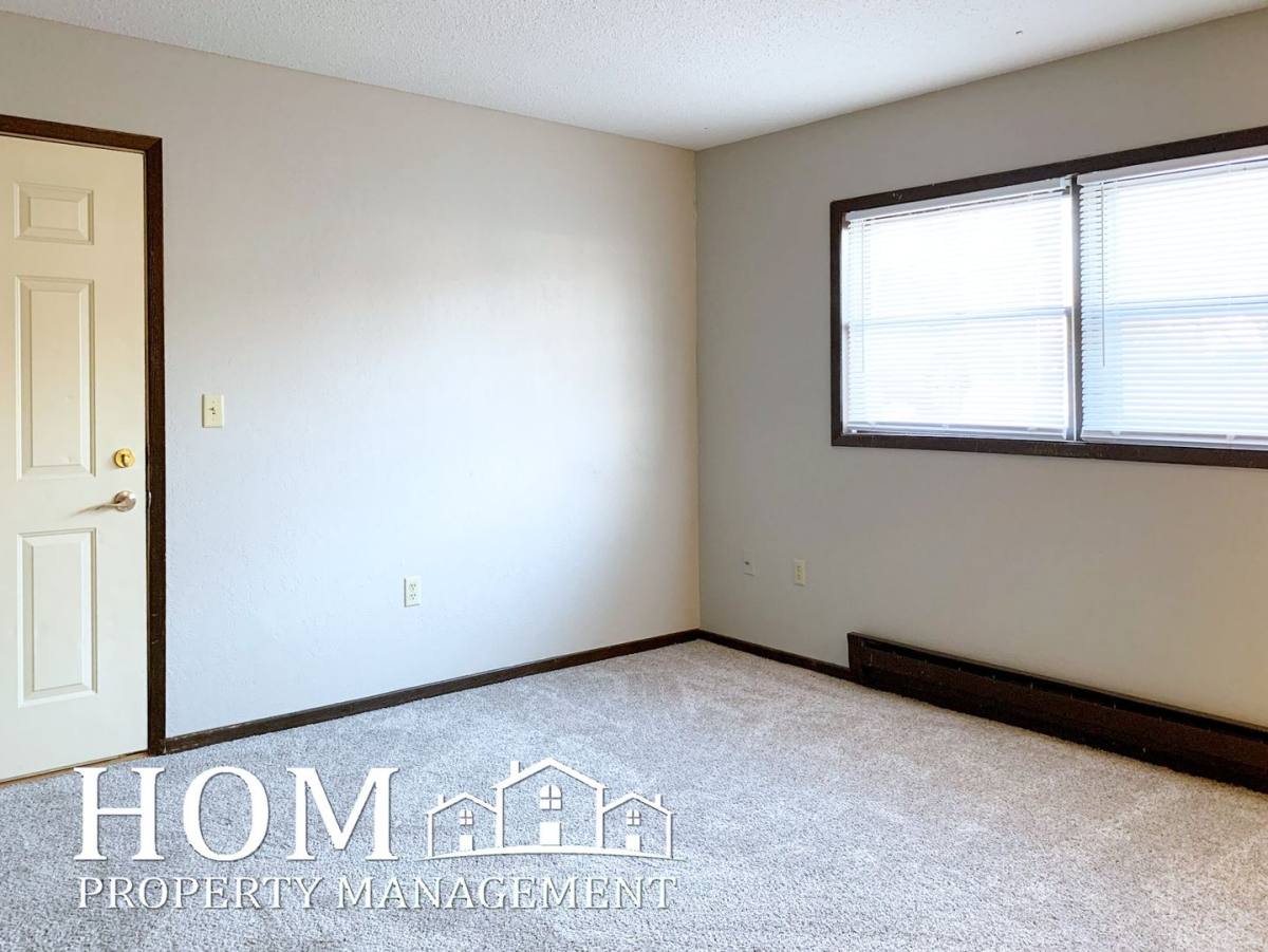 Apartment for rent at 1701 Riggs Rd, Saint Peter, MN 56082