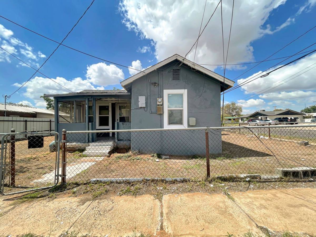 House for rent at 319 N Houston, Hobbs, NM 88240