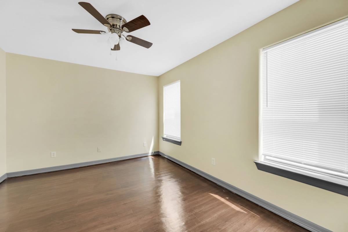 Apartment for rent at 910 W Cherokee Ave, Pharr, TX 78577