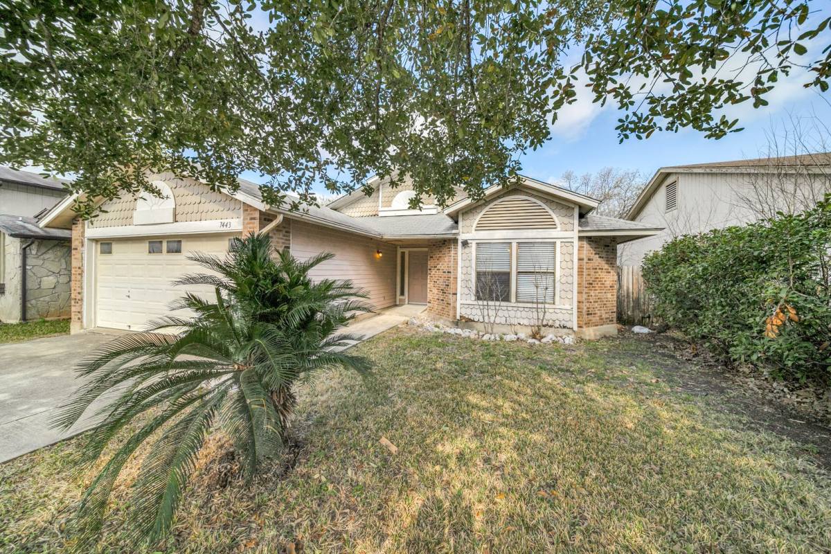 House for rent at 7443 Longing Trail, San Antonio, TX 78244
