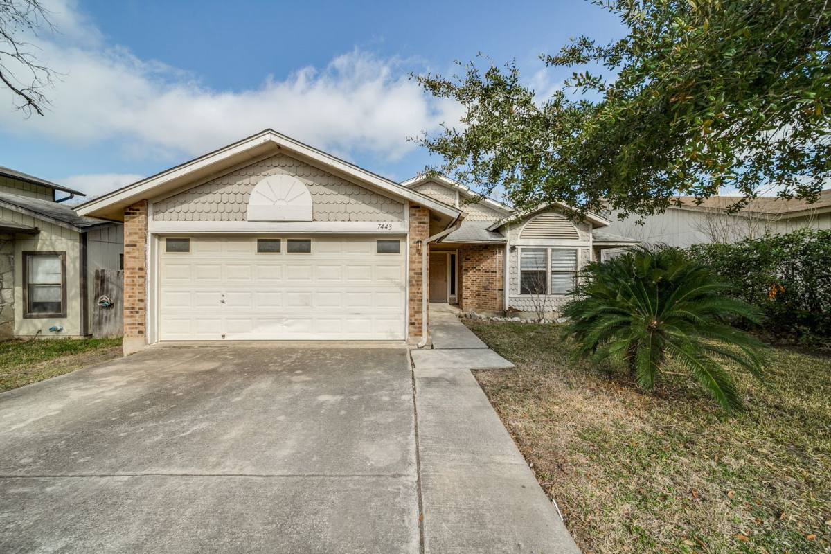 House for rent at 7443 Longing Trail, San Antonio, TX 78244